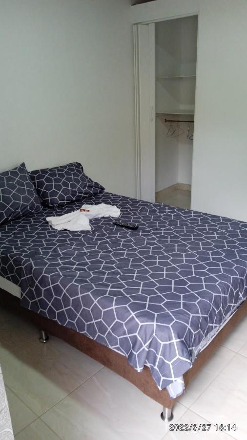 Hostal Arambulo Villavieja Ngoại thất bức ảnh