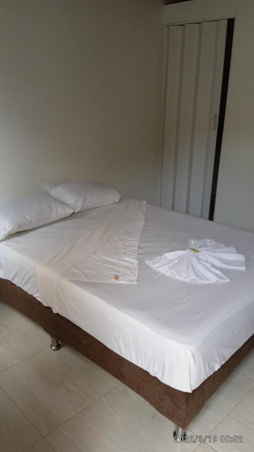 Hostal Arambulo Villavieja Ngoại thất bức ảnh