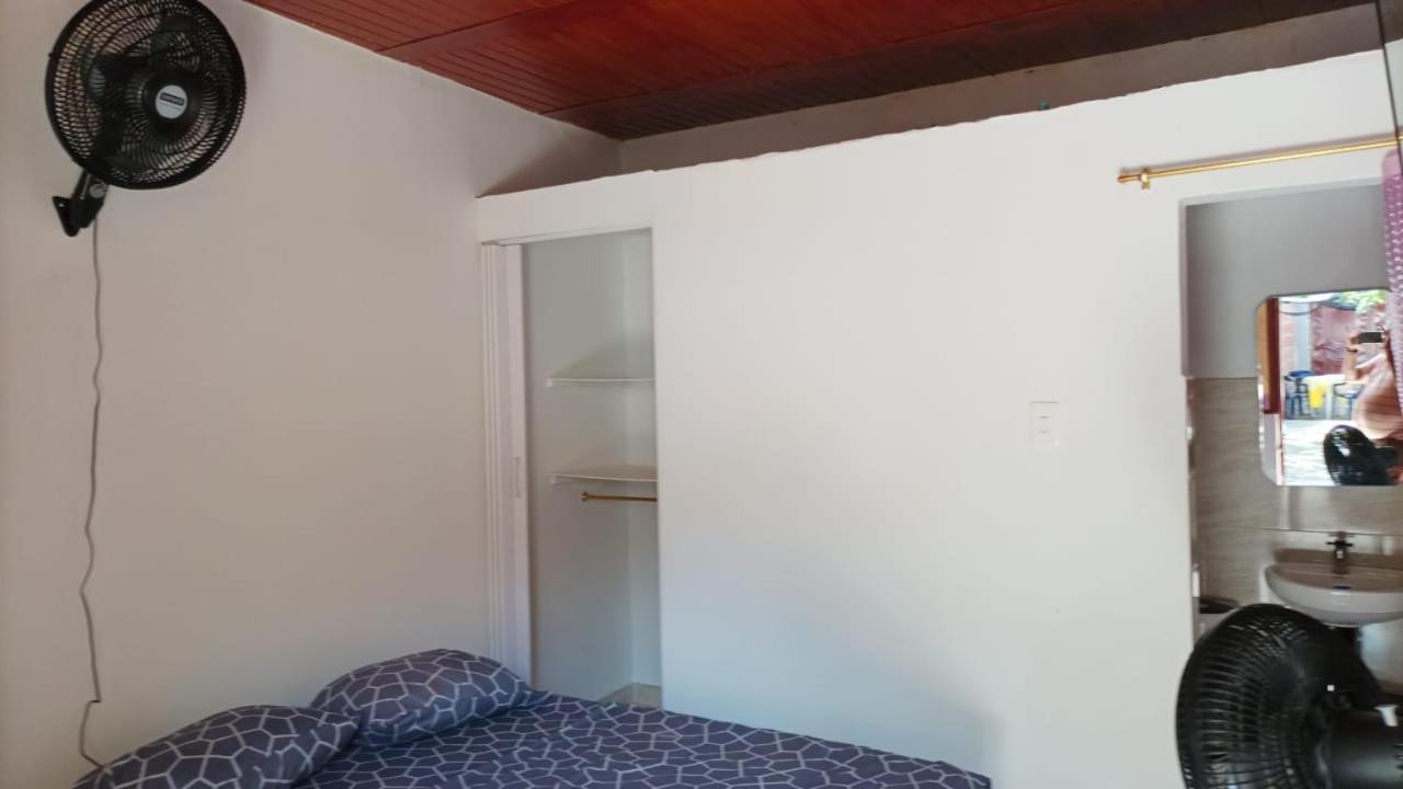 Hostal Arambulo Villavieja Ngoại thất bức ảnh